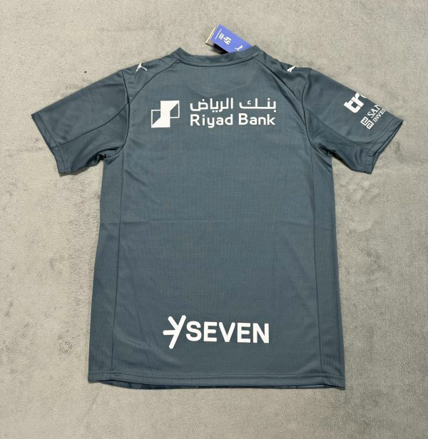 Camiseta tercera Al Hilal gris oscuro con estampado de lunas para hombre equipación alternativa temporada 2025/26 marca Puma transpirable | kkgooles