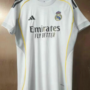 Camiseta Real Madrid 2025 2026 Primera Blanco Amarillo Versión Aficionado