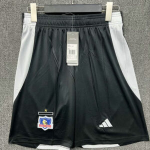 Colo-Colo Pantalón Corto Visitante 2026 Negro Paneles Blancos Adidas Hombre
